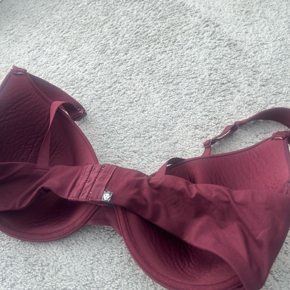 Anne Klein‎ Burgundy Garment - Picture 4 of 6